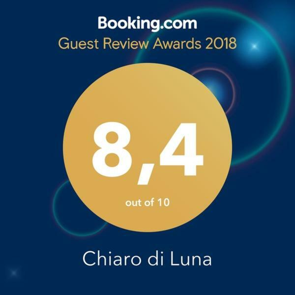 Bed and Breakfast Chiaro Di Luna Юи Экстерьер фото